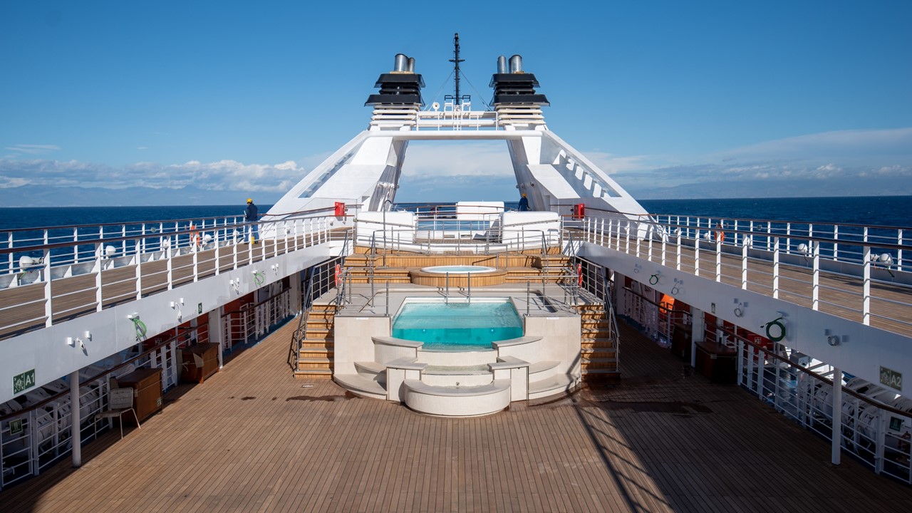 Star Breeze - Pool & Whirlpool